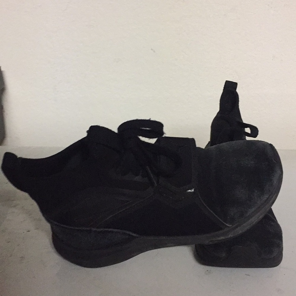 Pumas - Picture 5 of 5